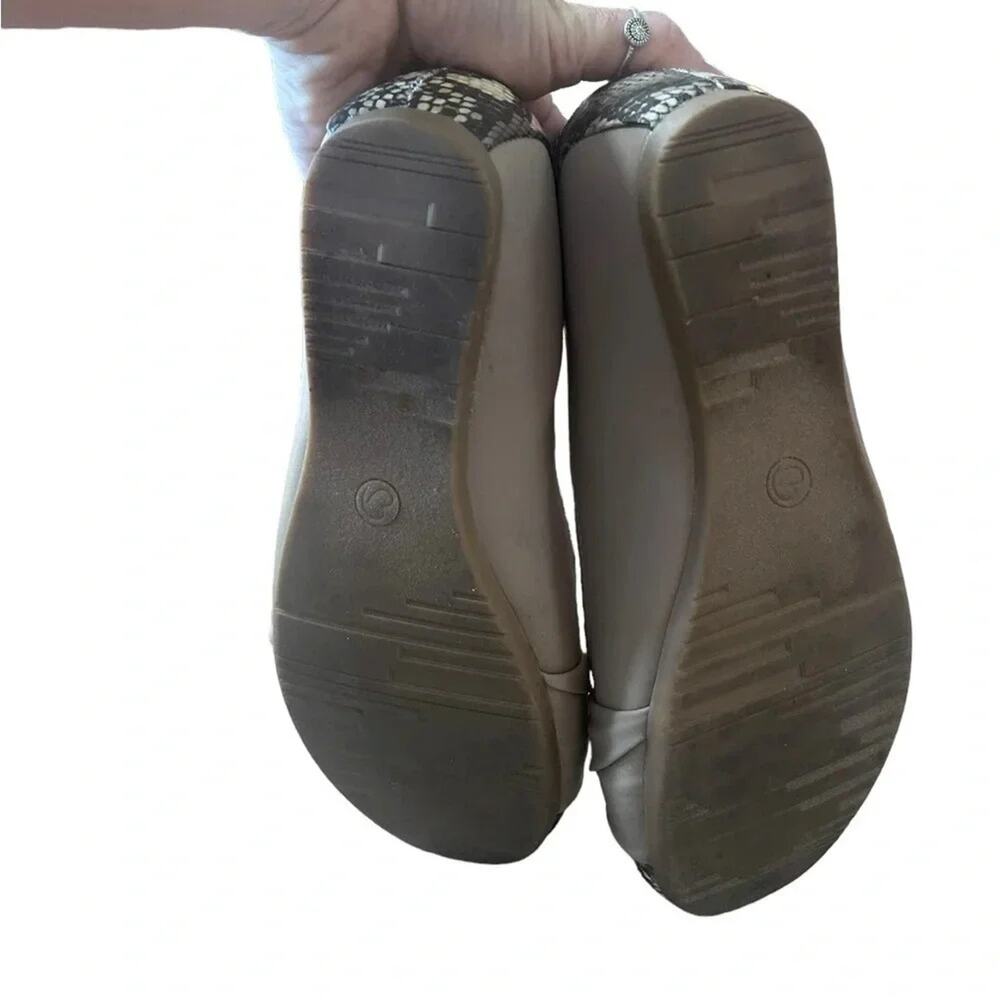 Baretraps Memory Foam Women's Misty Tan Ballet Flats size 7 - Picture 3 of 8